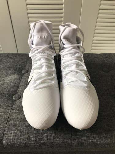 White Adult Size 11.5 (Women's 12.5) Nike Cleats