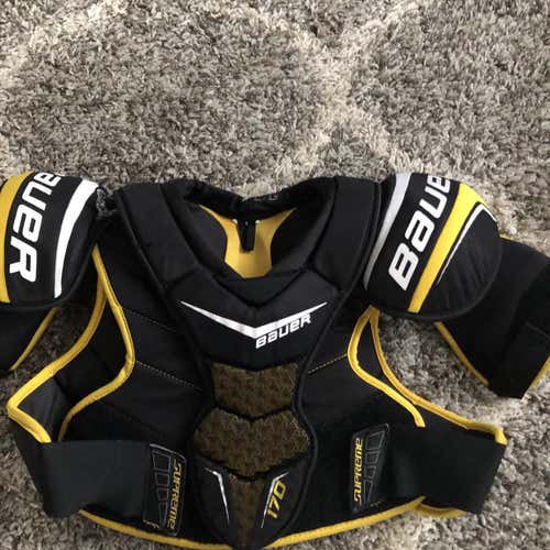 Senior Large Bauer Supreme S170  Shoulder Pads