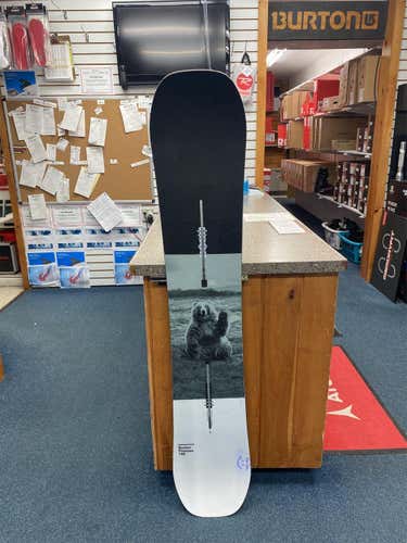 Men's  Burton Process Without Bindings Medium Flex True Twin Snowboard