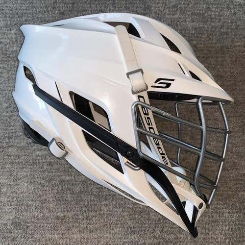 Lightly Used Cascade S. White Shell, chin & washer and strap. near mint condition