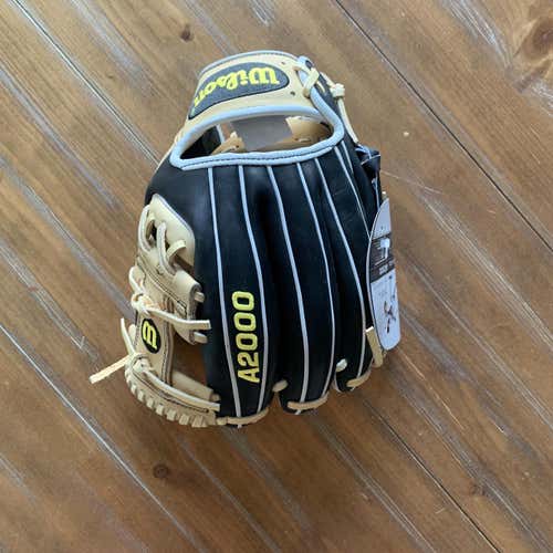 Black Adult Infield A2000 11.5" Baseball Glove