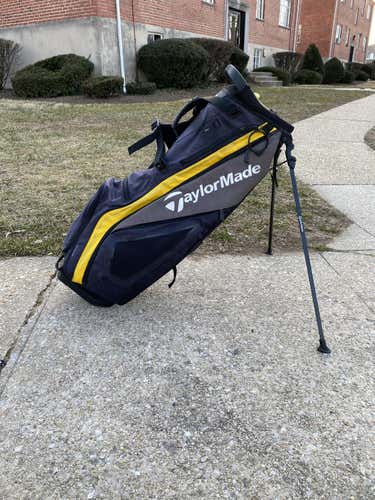 TaylorMade Stand Golf Bag Used