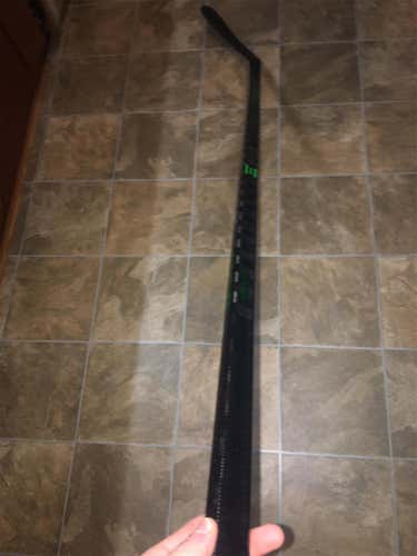 Senior Left Hand Ribcor Trigger 5 Pro Mid Pattern Pro Stock Hockey Stick