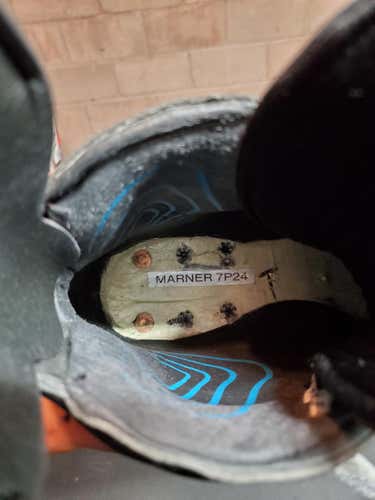 New Senior True Stock Skate Hockey Skates Regular Width Size 7