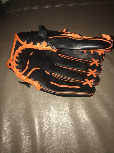 Black Adult Outfield Insane 12.5" Baseball Glove