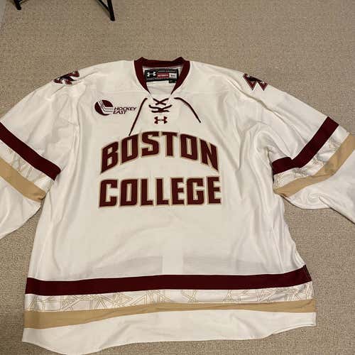 BRAND NEW  Boston College Goalie Jersey