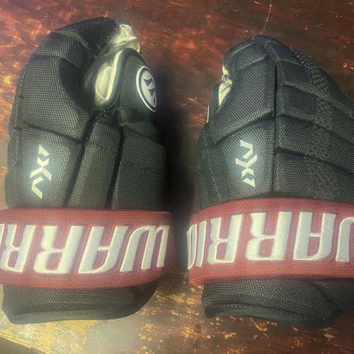 Black Coyotes Warrior AX1 pro 13" Pro Stock Gloves