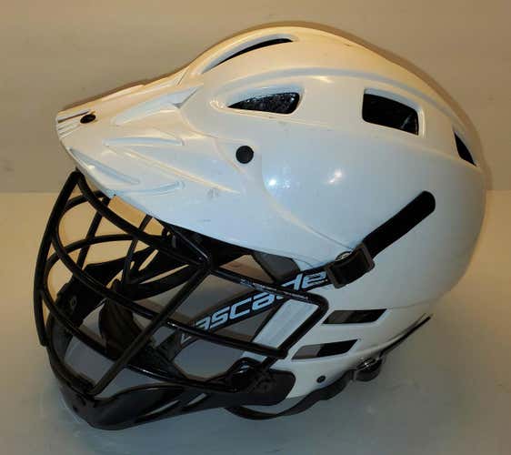 Adult M/L Cascade CLH2 Helmet in very Good Pre-Owned Condition