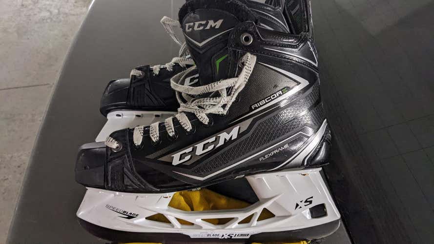 Used Senior CCM RibCor Platinum Hockey Skates Size 9.5