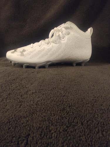 White New Men's Size 10 (Women's 11) Molded Cleats Under Armour Low Cut