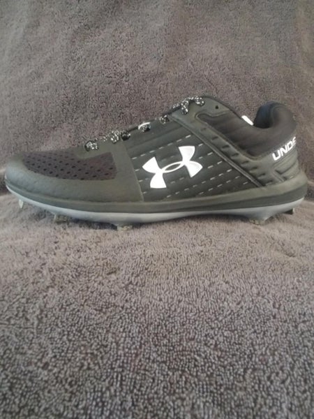 Black New Men's Size 12 (Women's 13) Metal Under Armour Low Cut