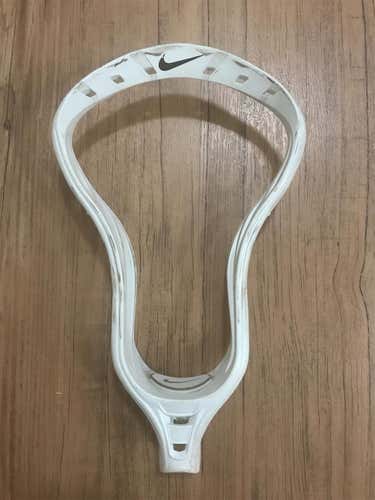 White Used Unstrung Lakota U Head