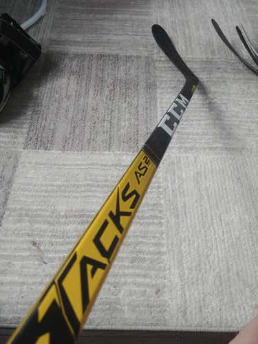 LH CCM Super Tacks AS2 Pro P28 85 Flex