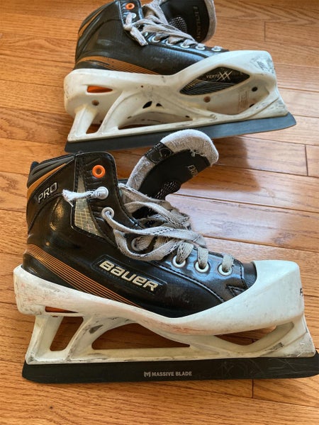 Senior Bauer Pro Regular Width Size 7 Hockey Goalie Skates