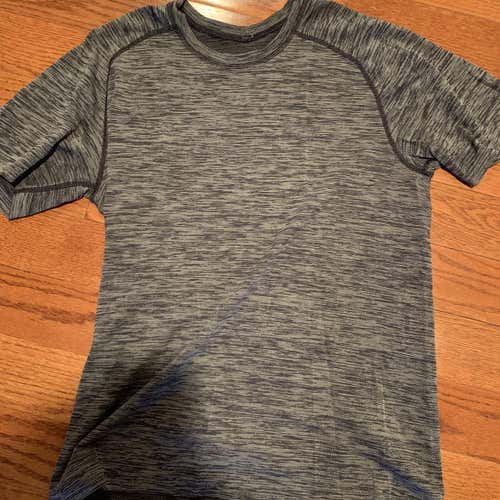 Gray Adult Medium Other Shirts
