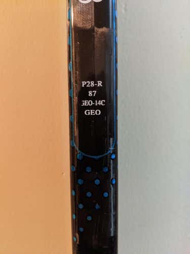Bauer NEXUS GEO Hockey Stick RIGHTY P28 87 flex Senior D1 Pro Stock