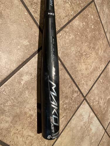 High School/College 2017 Composite Mako Beast (-3) 28 oz 31" Bat