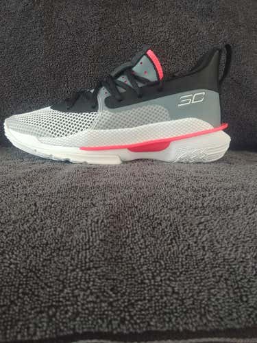 White New Youth Unisex 6.5Y Under Armour