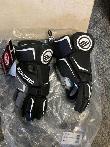 New Player's Maverik Charger Lacrosse Gloves 9"