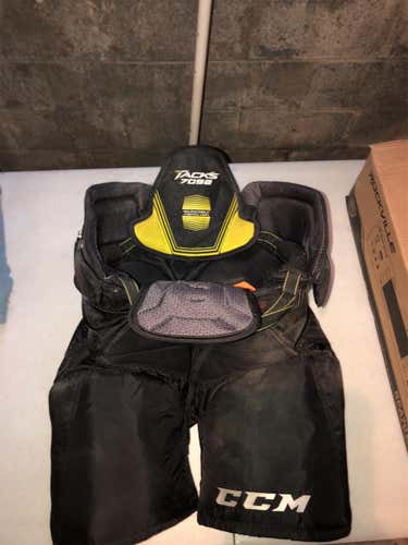 Black Senior Medium CCM Tacks 7092  Hockey Pants