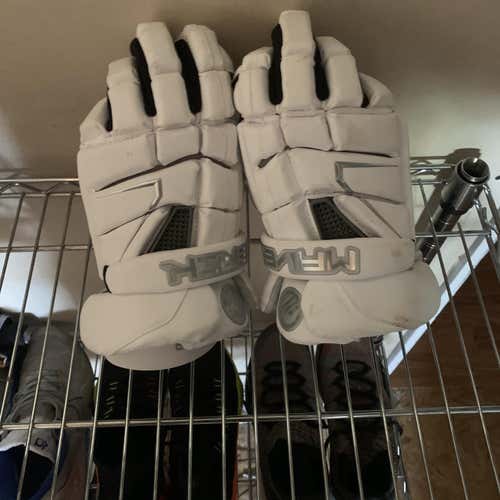 Maverick M4 Glove