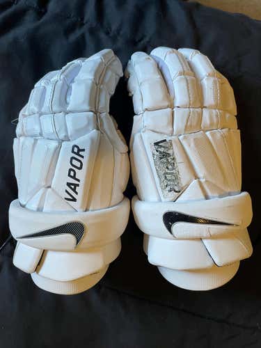 Used Nike Vapor Lacrosse Gloves 11"