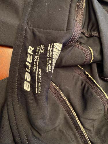 Black Youth Small Bauer Compression