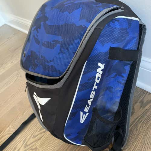 Used Blue Easton Bat Pack