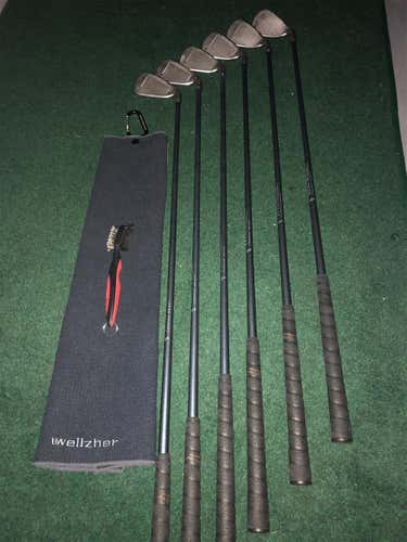 Men's Left Hand Steelhead X-16 Pro Series Regular Flex Graphite Shaft Iron Set