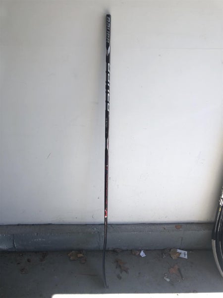 Intermediate Right Handed Vapor 1X Lite Mid Pattern Pro Stock Hockey Stick