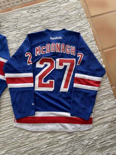 Like new large NY Ranger jersey