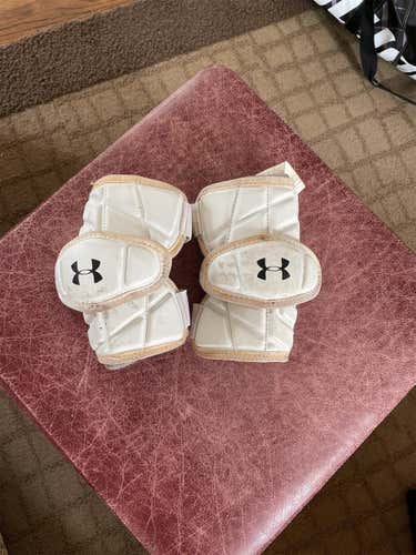 Under Armour Command Pro Arm Pads