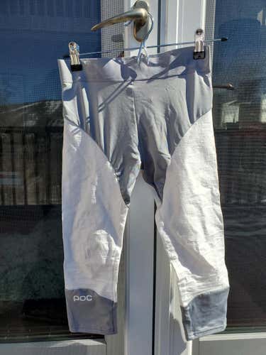 Used POC Cut Suit Base Layer Junior Bottoms Size 8-10