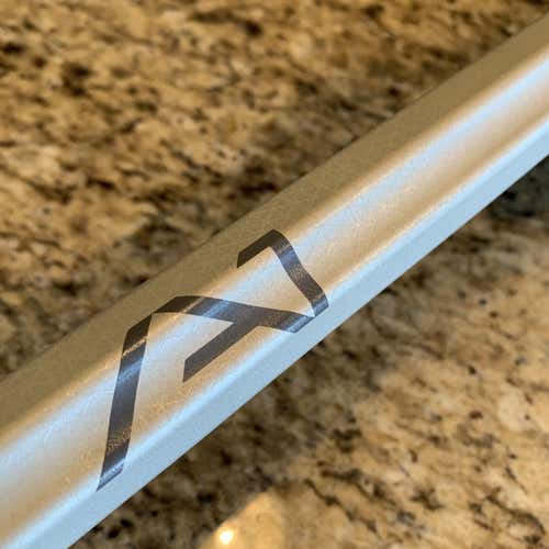 Used Maverik A1 Stick with Kinetik Head