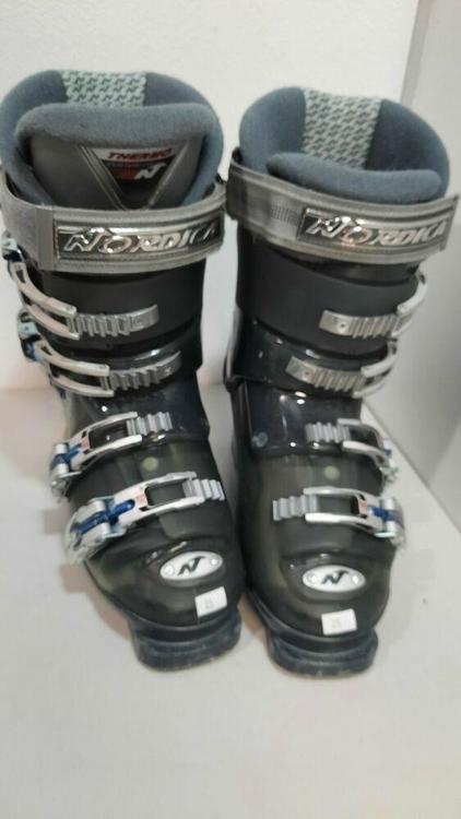 295mm ski boots