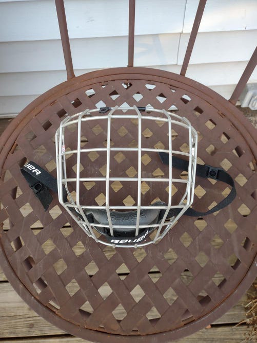 Used Bauer Helmet Cage