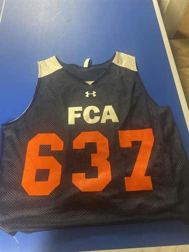 FCA Lacrosse Pinnie