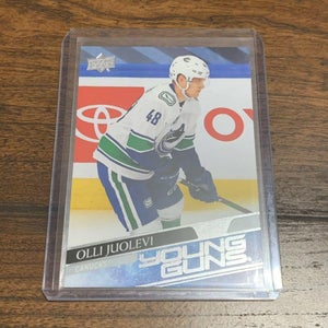 Olli Juolevi Vancouver Canucks 2020-21 Upper Deck Young Guns Rookie Card #222