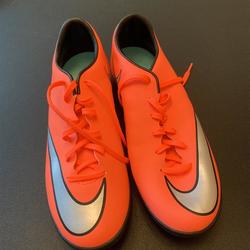 Orange Women's Size 7.0 (Women's 8.0) Nike Shoes