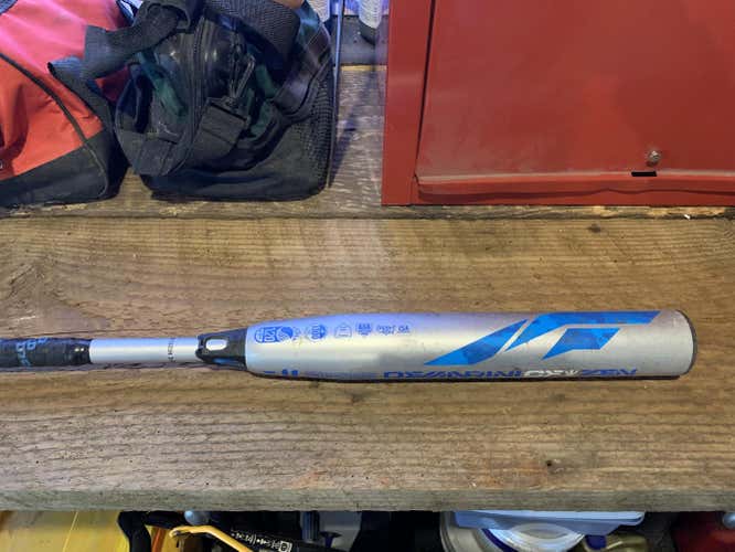 Silver Used Kid Pitch (9YO-13YO) 2019 DeMarini Composite CF Zen Bat (-11) 18 oz 29"