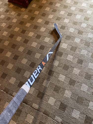 Senior Left Hand Vapor 1X Lite Heel Pattern Pro Stock Hockey Stick