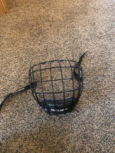 Senior Small Bauer Profile II Facemask Full Cage