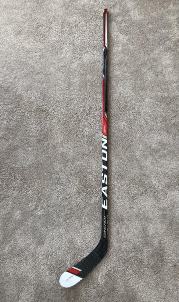 Used Senior Easton Right Handed Synergy GX Hockey Stick Toe Pattern