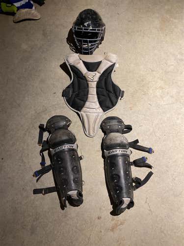 Youth Easton Catcher's Set