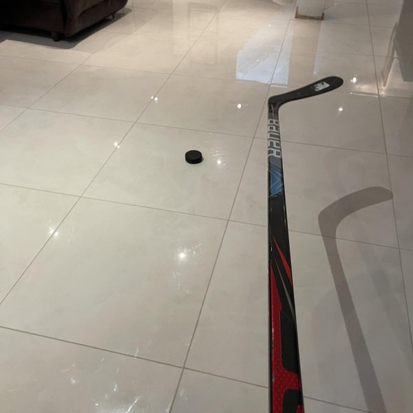 Vapor FlyLite 87 Flex P92 Right Good Condition Hockey Stick