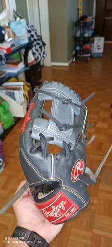 Used High School/College Rawlings Right Hand Throw Infield Gold Glove Elite Baseball Glove 12"