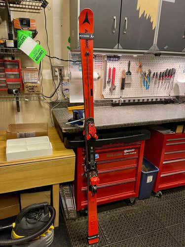 Used Atomic Racing Redster G9 Skis Max Din 12 R23
