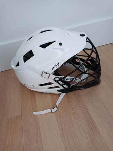 White Used Cascade CPX-R Helmet