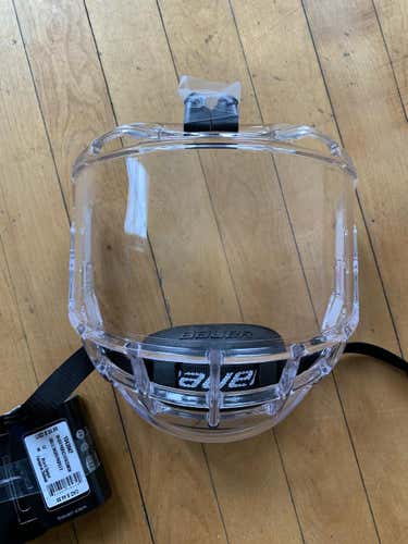 Medium Bauer Concept 3 Face Shield. No Scratches. Barely Used.