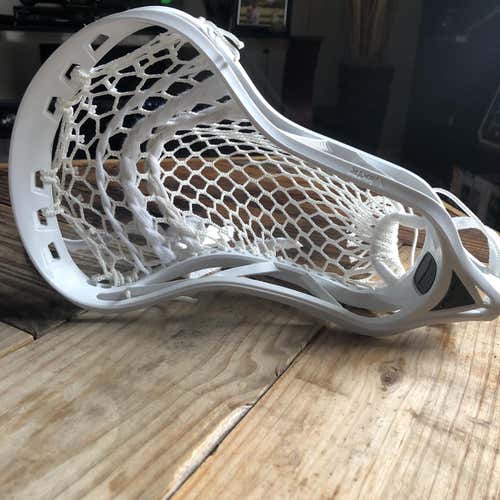 White New Strung Vektr Head